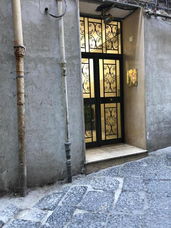 Appartamento I Cenni Di Napoli Bagian luar foto